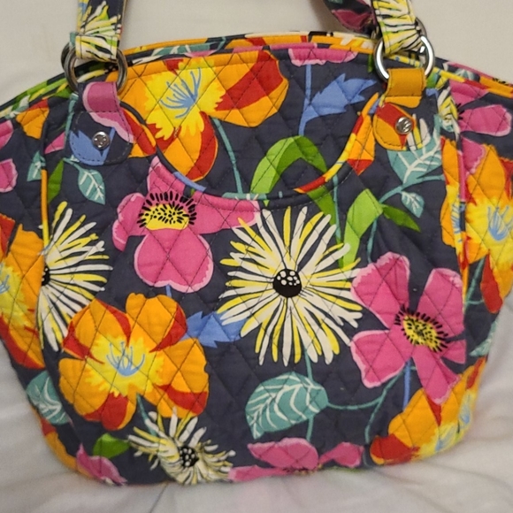 Vera Bradley Bag - Picture 2 of 4